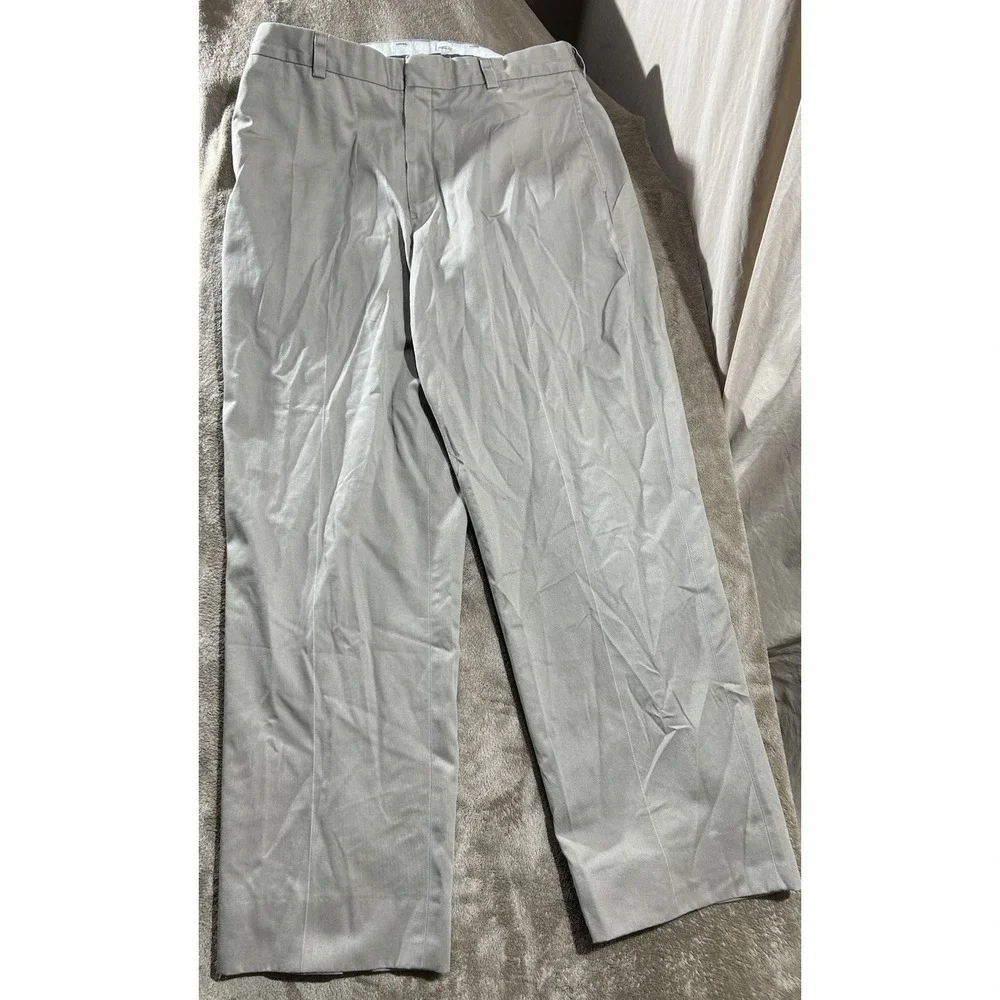 L.L.Bean Natural Fit Men's 34 Khaki Chino Dress Pants 100% Cotton Hong Kong